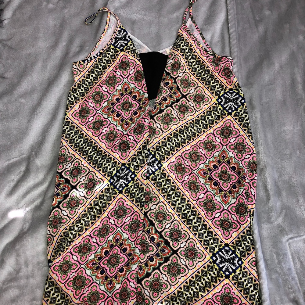 Vibrant Mini Dress from Vestique Boutique - M